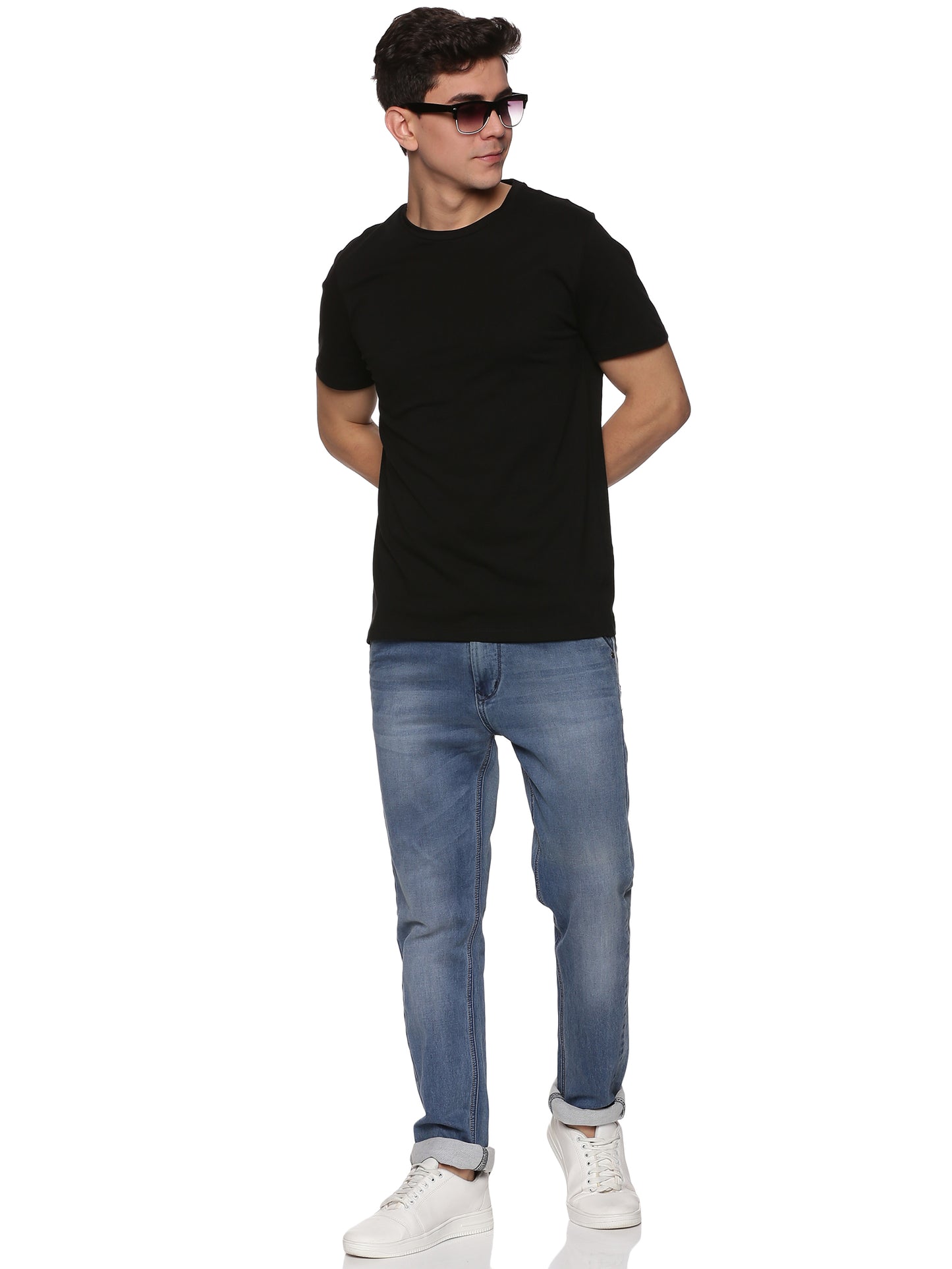 Men Round Neck Basic Organic Cotton T-Shirt - Black