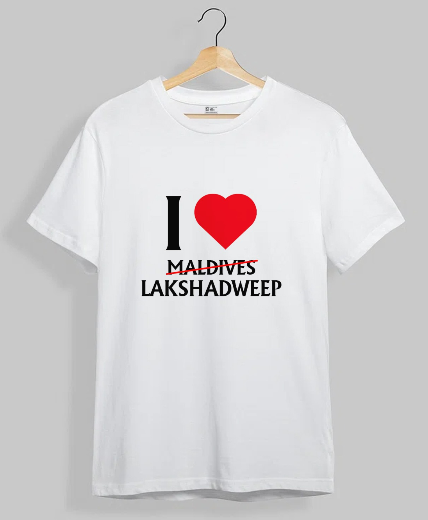 White LAKSHADWEEP TEE