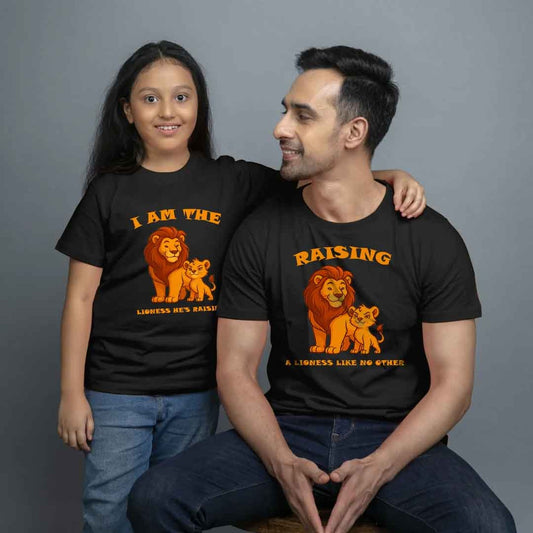 I am the lioness, Raising the lioness_ Father-daughter twinning black t-shirt