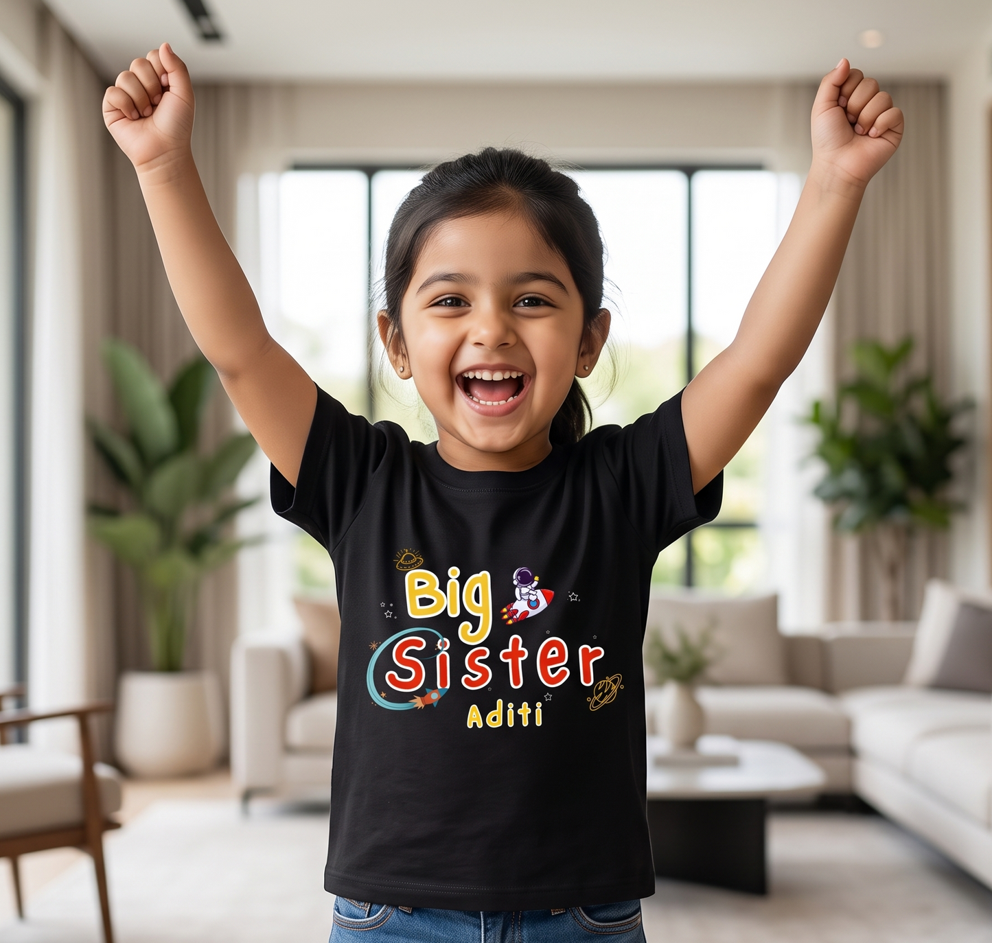 Big Sister customised with name _ Black tee